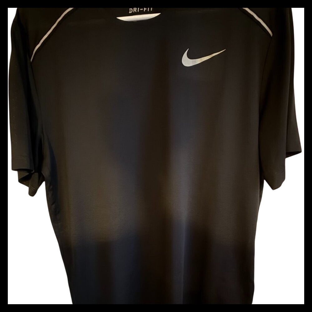NWOT Nike Dri-FIT Running T-Shirt Black Silver Reflective Athletic Top